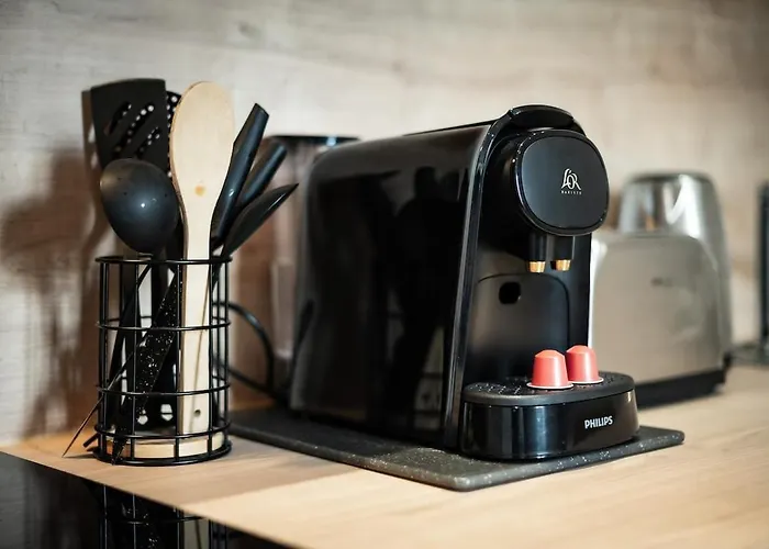 T2 Completely Renovated - Downtown Apartamento Ruan