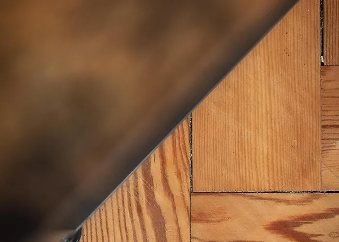 T2 Completely Renovated - Downtown Apartment