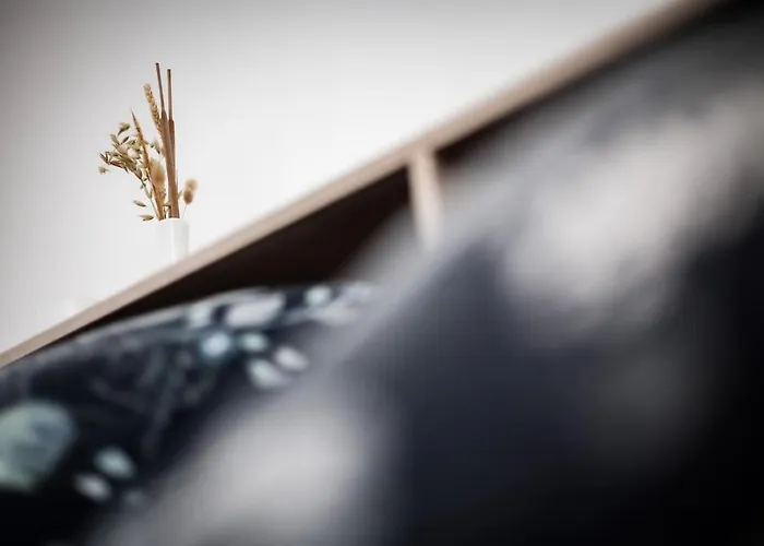 T2 Completely Renovated - Downtown *