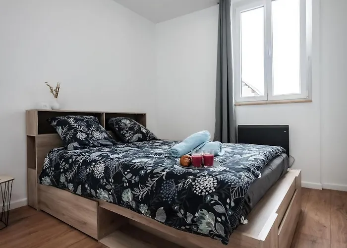 T2 Completely Renovated - Downtown Apartamento Ruan